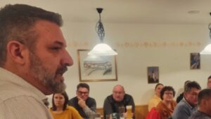 Mehr über den Artikel erfahren Tolle FWG-Wahlveranstaltung im Ferienhofstüberl Eggensberger